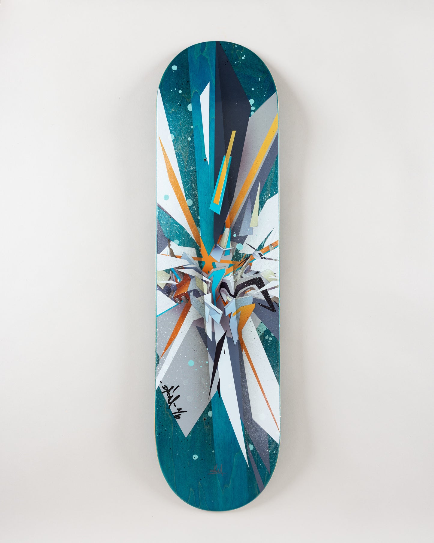 DAIM Skateboard  (The turquoise-stripe spraypaint edition)