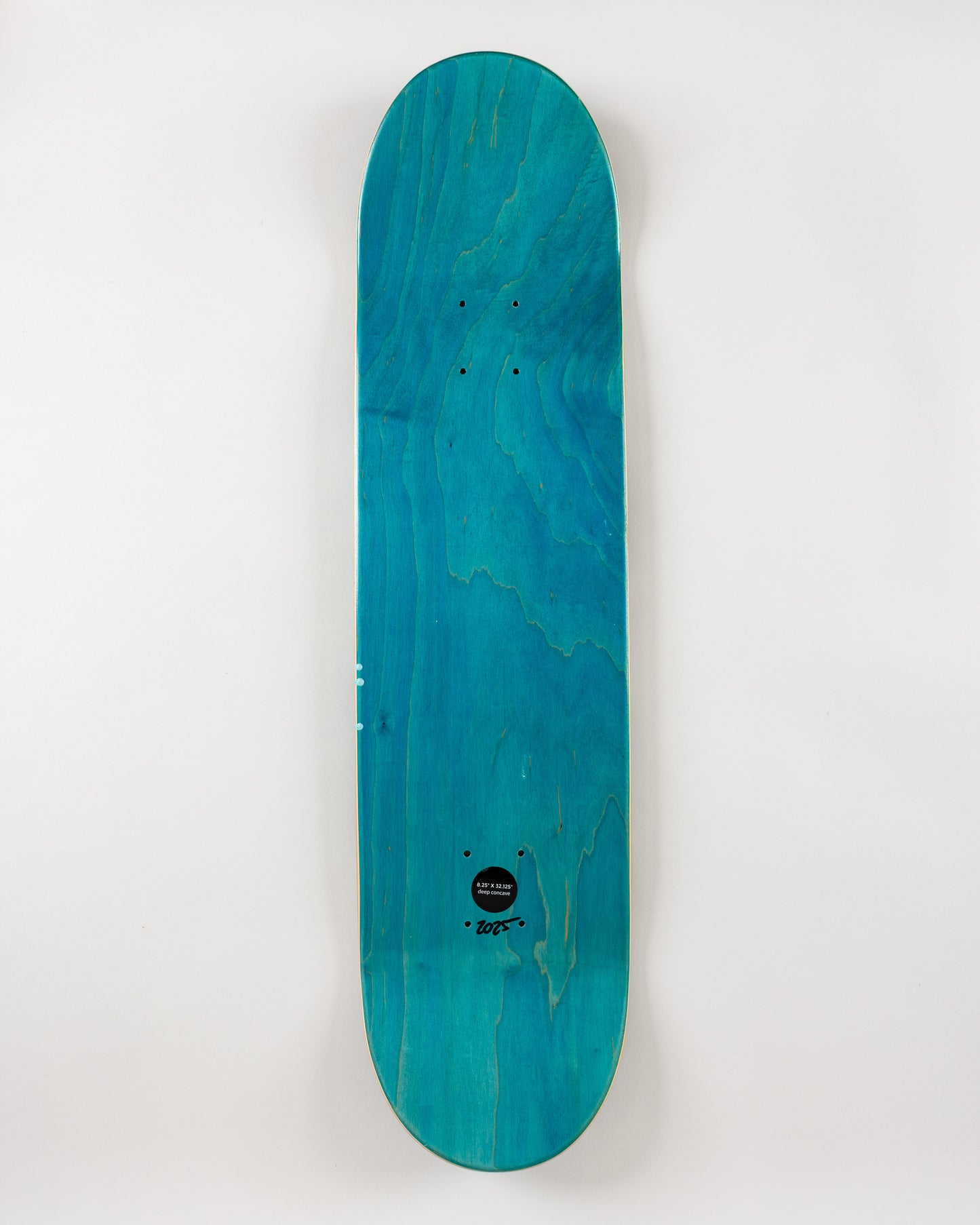 DAIM Skateboard  (The turquoise-stripe spraypaint edition)