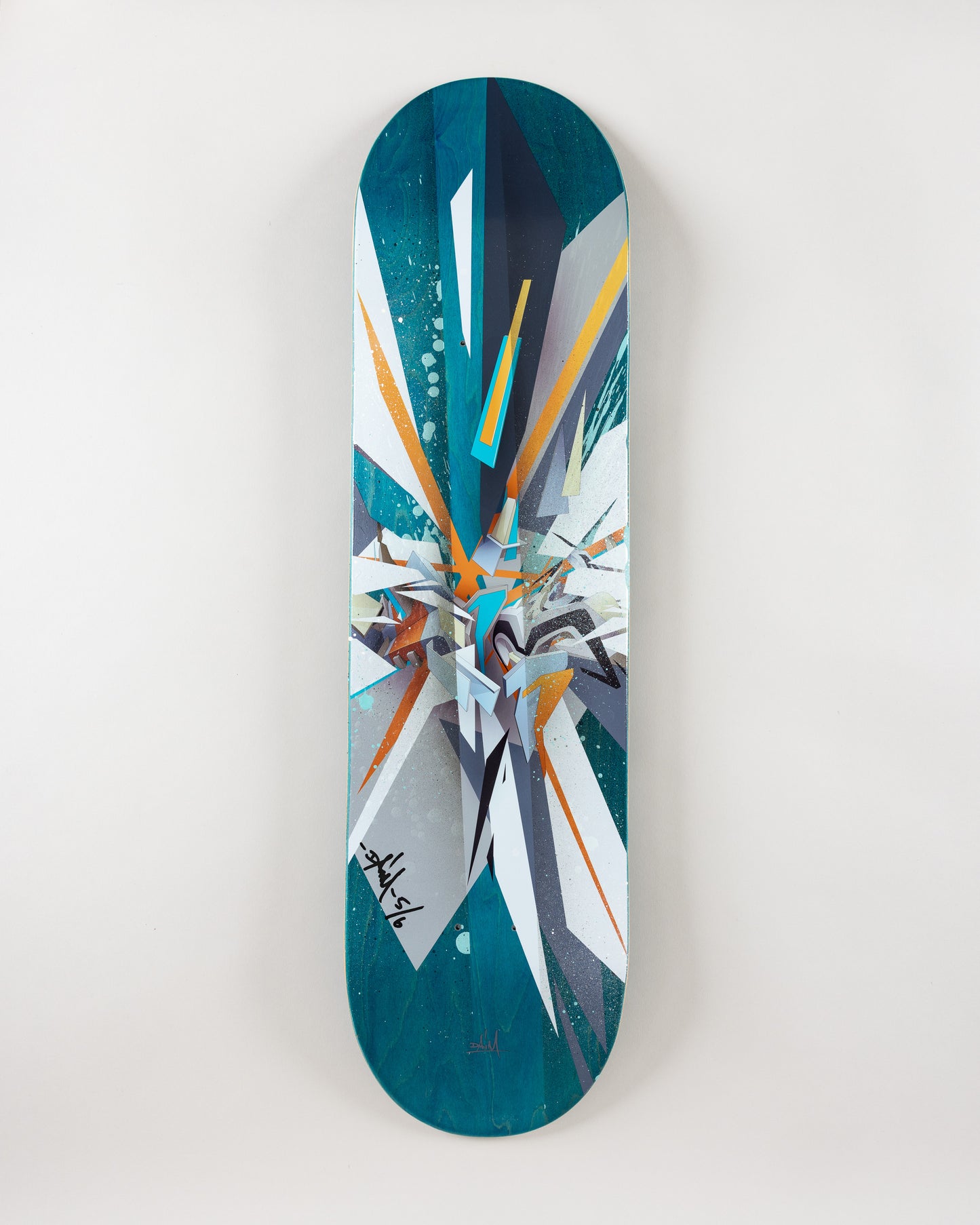 DAIM Skateboard  (The turquoise-stripe spraypaint edition)